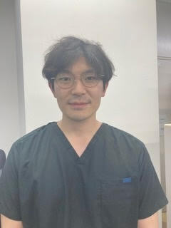 歯科医師:有川 風雅