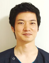 歯科医師:青木 俊憲