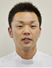 歯科医師:中西 康輔